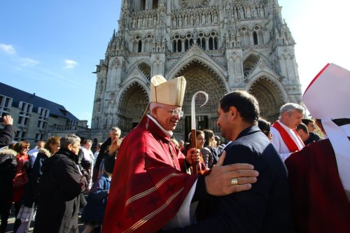 Politique : des évêques réconciliateurs face aux catholiques divisés