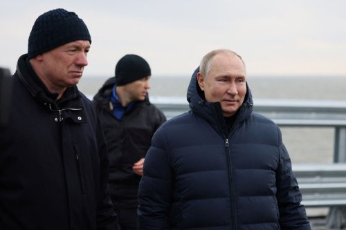 Guerre en Ukraine : Poutine roule sur le pont de Crimée, nouvelle salve de missiles russes