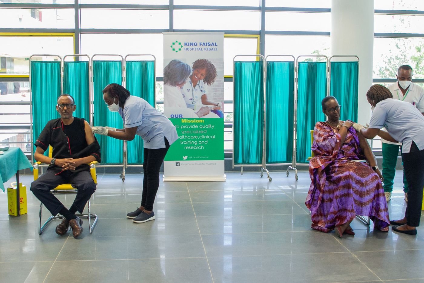 « Sans la mutuelle, ce serait pire » : pour les agriculteurs au Rwanda, la santé demeure une bataille