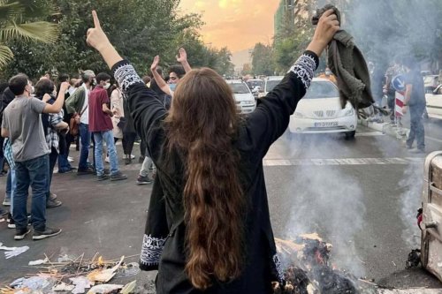 « La flamme de notre colère brûle » : trois Iraniens témoignent après la mort de Mahsa Amini