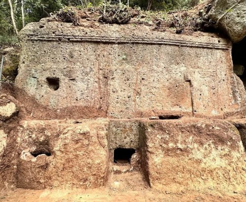 Monumental Etruscan Tomb Discovered in the Necropolis of San Giuliano North of Rome