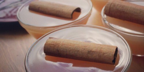 Cinnamon Frost: An Original Dessert Idea for Any Season!