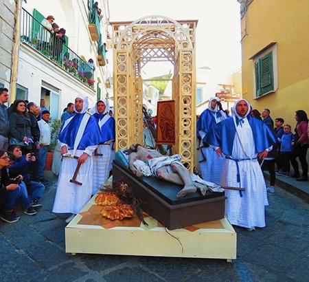 I misteri della Pasqua di Procida - La Cucina Italiana