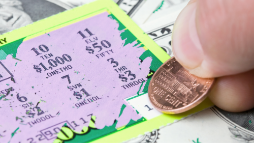 Homeless man who won $1,000,000 on lottery ticket met with incredible act of kindness from store manager he bought it from