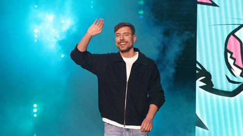 Wrestling star tips MrBeast to go head-to-head with Logan Paul in headline fight