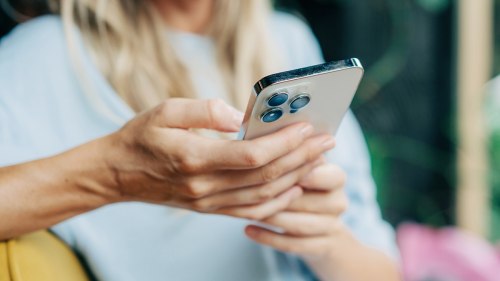 iPhone users in shock at hidden feature that gets rid of pop-ups instantly