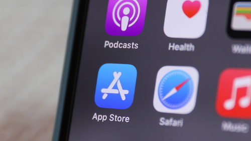 iPhone users are just realizing what happens when you delete the app store from your phone