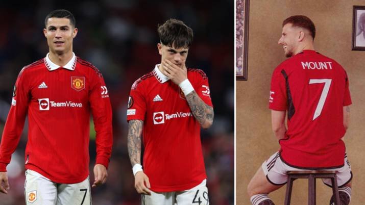 Manchester United's Bruno Fernandes makes feelings clear on Mason Mount