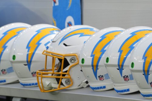 NFL Insider Suggests Los Angeles Chargers Could Cut Big Playmaker For Cap Savings