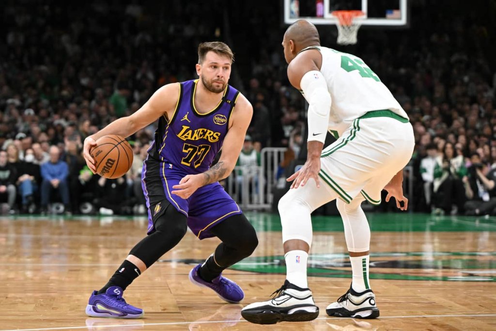 Los Angeles lakers - lafb network