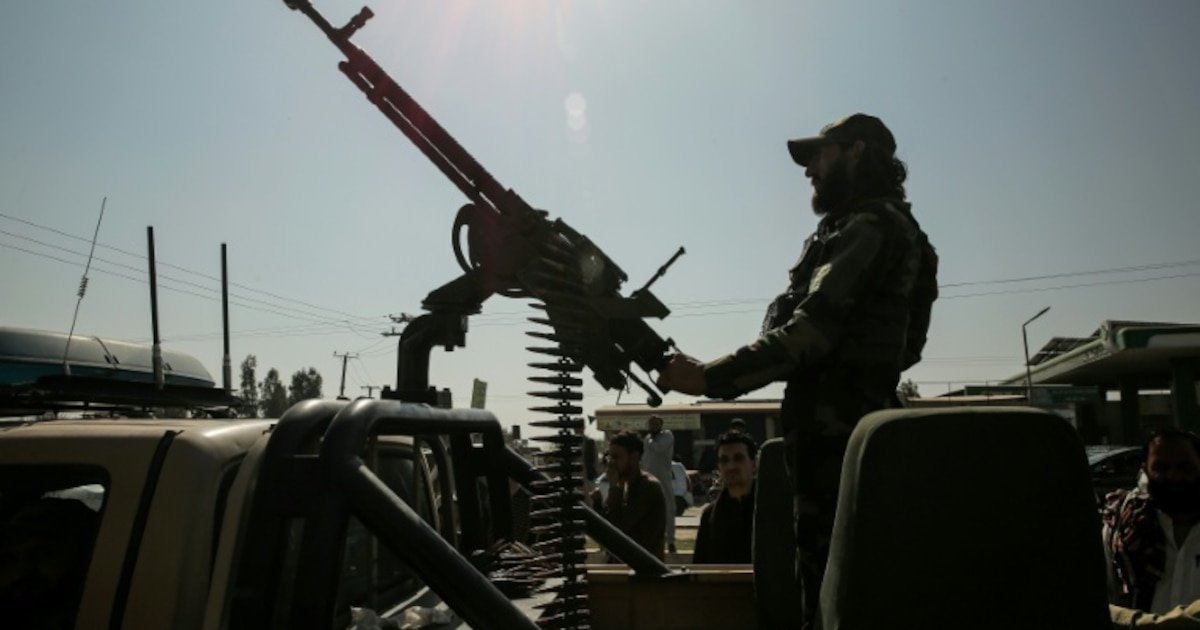 Tirs à Kaboul, l'Afghanistan dit cibler l'aviation pakistanaise