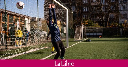"Il est nonchalant, un vrai noir", "Cours et tacle, fais pas ta tapette" : reportage au bord d'un terrain de foot amateur