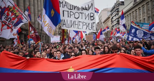 Aleksandar Vucic poursuit son bras de fer avec la rue