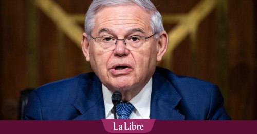Lingots d’or, cash et décapotable : Bob Menendez, éminent sénateur américain, à nouveau poursuivi pour corruption
