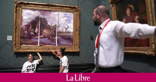 Deux étudiants militants se collent à un tableau de la National Gallery