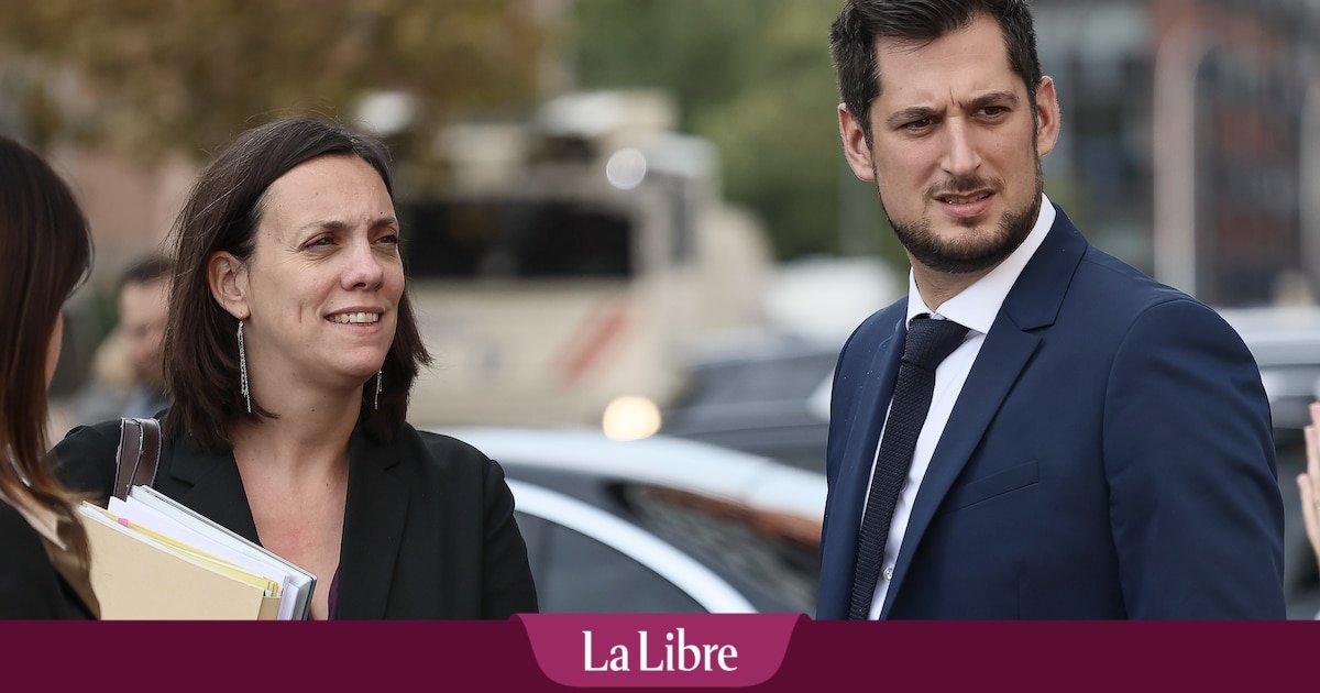 "Cette seule mesure, c'est 1 million de photocopies en moins" : la Wallonie concrétise son "choc de simplification administrative"