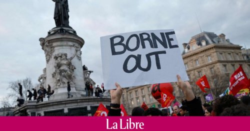Réforme des retraites : 25 % de grévistes à midi pour la 9e journée de mobilisation, des manifestants envahissent les voies de la gare de Lyon