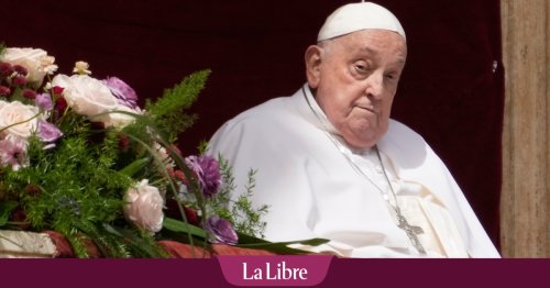 Pourquoi la chevalière que portait le pape François va être détruite