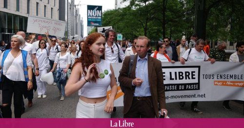 "Marche blanche" ce dimanche à Bruxelles: un millier d'opposants à l'obligation vaccinale dans les soins de santé dans les rues