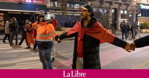 Une chaîne humaine a mis fin à tout débordement dans le centre de Bruxelles après la victoire du Maroc