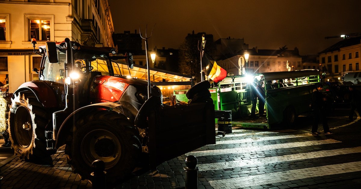 Manifestation des agriculteurs: des premiers tracteurs sont déjà dans la capitale, des tunnels fermés (VIDEOS)