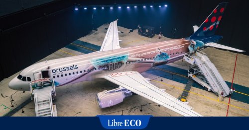 Le nouvel avion iconique de Brussels Airlines rend hommage à un célèbre monument bruxellois (PHOTOS)