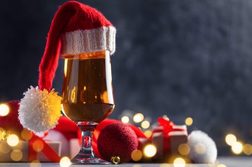 Birra a Natale: la bevanda a base di luppolo riunisce gli italiani - La Madia