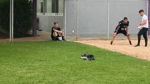 Róger Guedes é ausência na reapresentação do Corinthians; Renato Augusto passa por exames na panturrilha