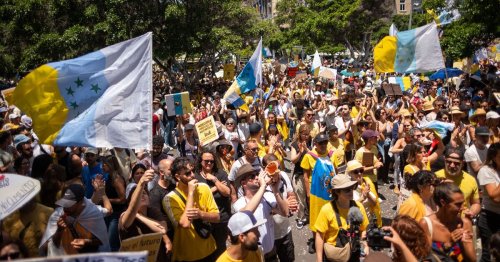 Spain holidaymakers 'scared to leave rooms' as anti-tourism protests intensify