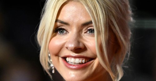 ITV This Morning's Holly Willoughby 'stunning' in little black dress as she enjoys day away in Paris