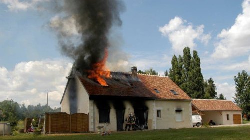 Série d’incendies à Marcé-sur-Esves : la conjointe relaxée