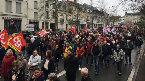 Retraites : encore 3.500 manifestants à Châtellerault