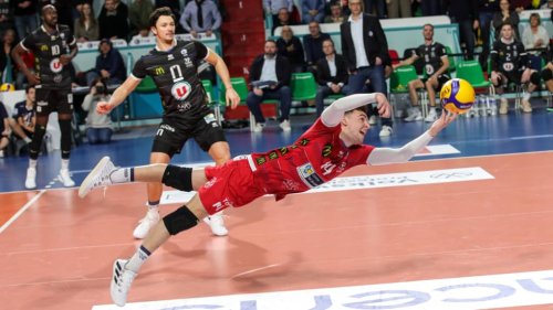 Ligue A M : le Tours VB décroche un succès de haute lutte face à Tourcoing