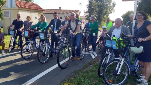 Chaussidou : une voie ouverte au vélo à Vouillé