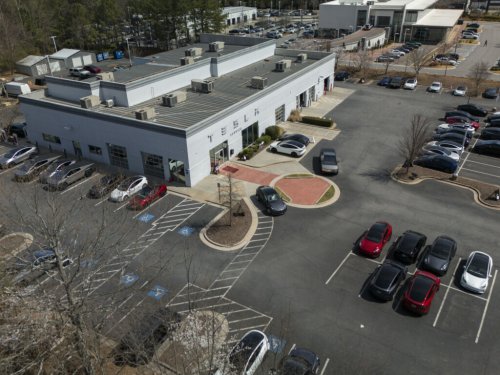 USA: FBI announces task force against Tesla attacks