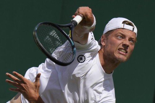 Wimbledon wild-card entry outside top 100 gets Djokovic next