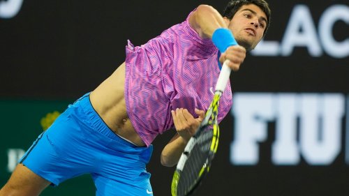 Dimitrov se disfraza de Federer para echar a Alcaraz de Miami