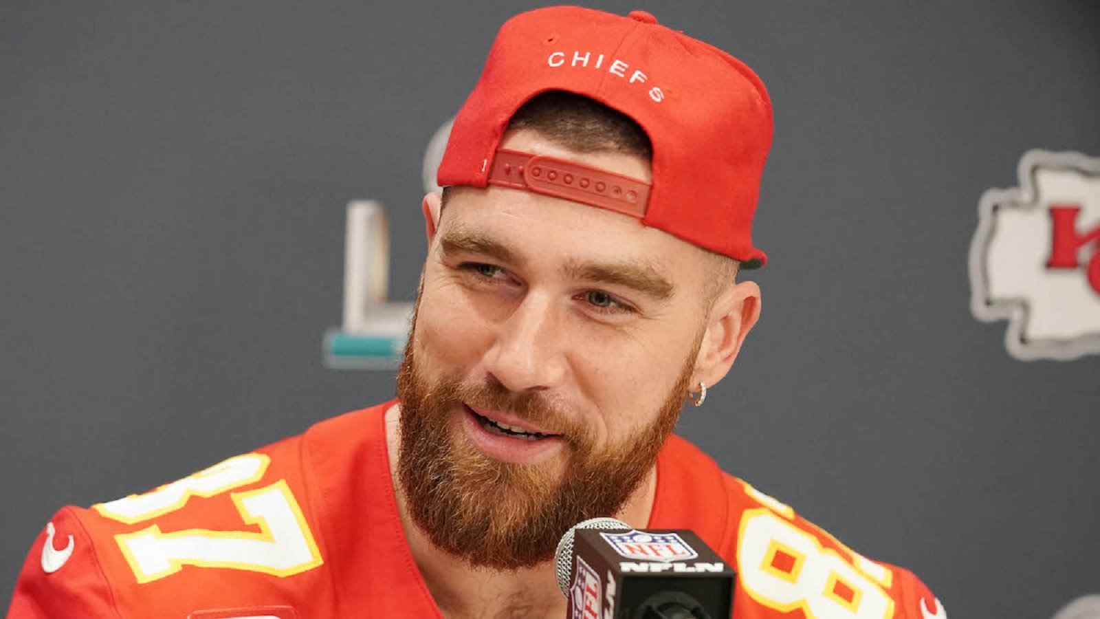 Travis Kelce makes a bold comment about how many NFL players use