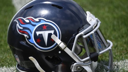 Titans eliminate their controversial throwback uniforms