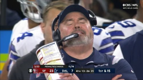 Cowboys make embarrassing mistake after pulling off fake