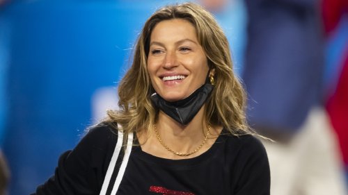Report: Gisele dating billionaire following Tom Brady divorce