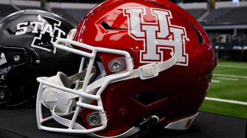 Houston reportedly set to hire new head coach