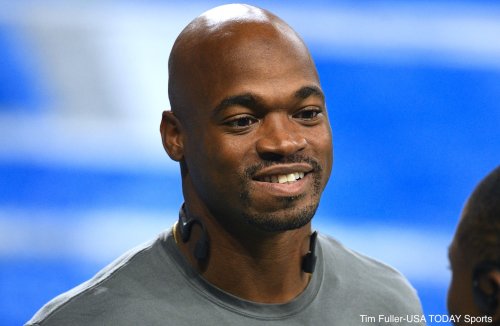 Report: Adrian Peterson being sued over unpaid debt