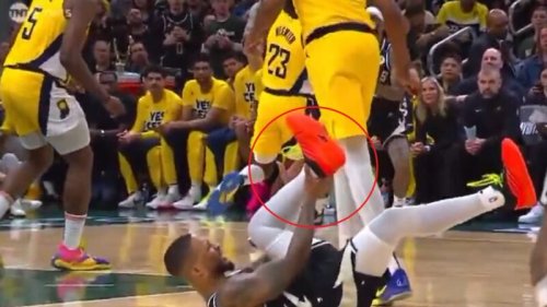 Damian Lillard goes down with likely torn Achilles tendon