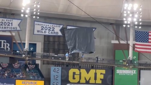 Rays raise embarrassing banner on Opening Day