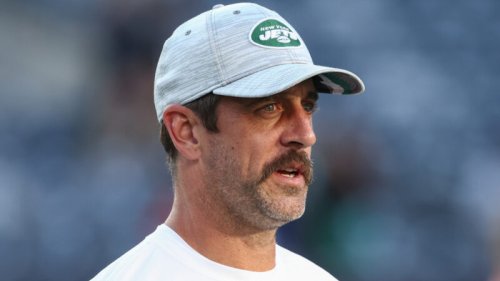 Aaron Rodgers considering shocking decision about his future