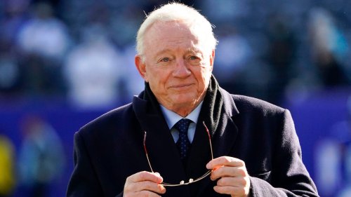 Did Jerry Jones take a shot at former Cowboys receiver?
