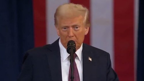 Setback for ‘Make in India’ Initiative? Donald Trump Asks Tim Cook To Not Build Apple Plants in India, Says ‘India Can Take Care of Themselves’ (Watch Video)