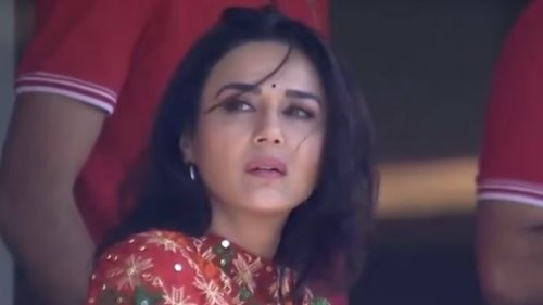 IPL 2024: Preity Zinta's Appearance During PBKS vs DC Game Sets Internet Ablaze; Netizens Feel She's Ageing Like Fine Wine