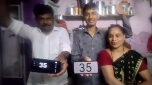 Thane Family Rejoices After Son Score 35 Marks in All Six Subjects in Class 10 Board Exams (Watch Video)
